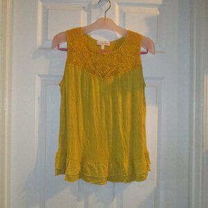 Hailey & Co Mustard Sleeveless Ruffle Crochet Top Small
